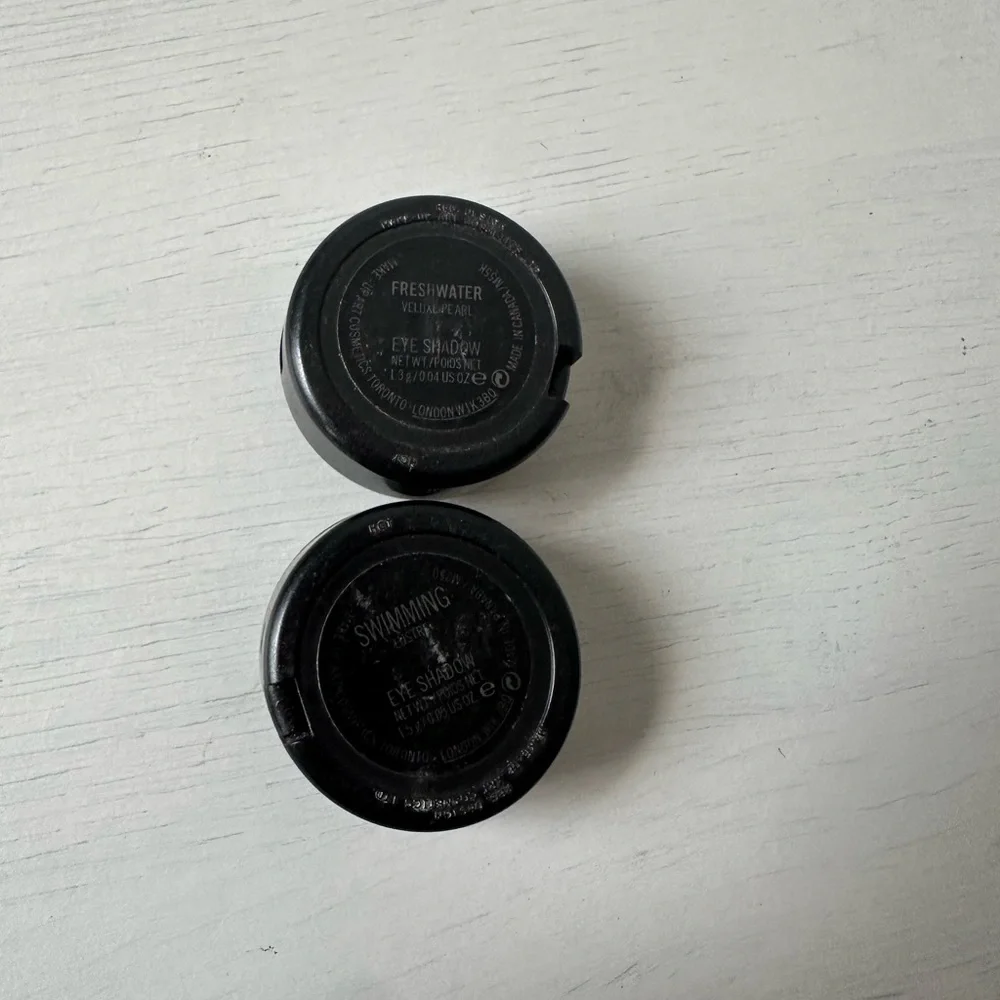 MAC - EYESHADOW FRESHWATER BLUE SWIMMING GREEN LIGHTLY SWATCHED - Picture 7 of 8